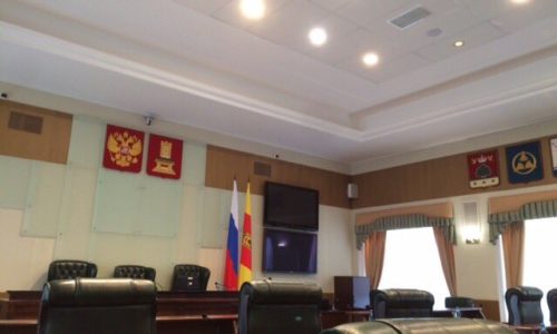 Коридоры власти открыты не для всех